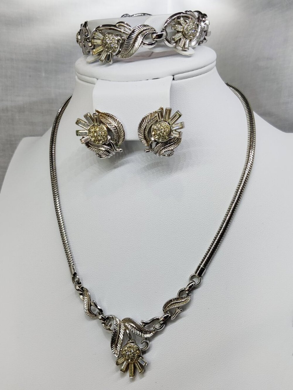 Vintage 1954 Crown Trifari A Philippe Radiance Thistle Necklace Earring Bracelet